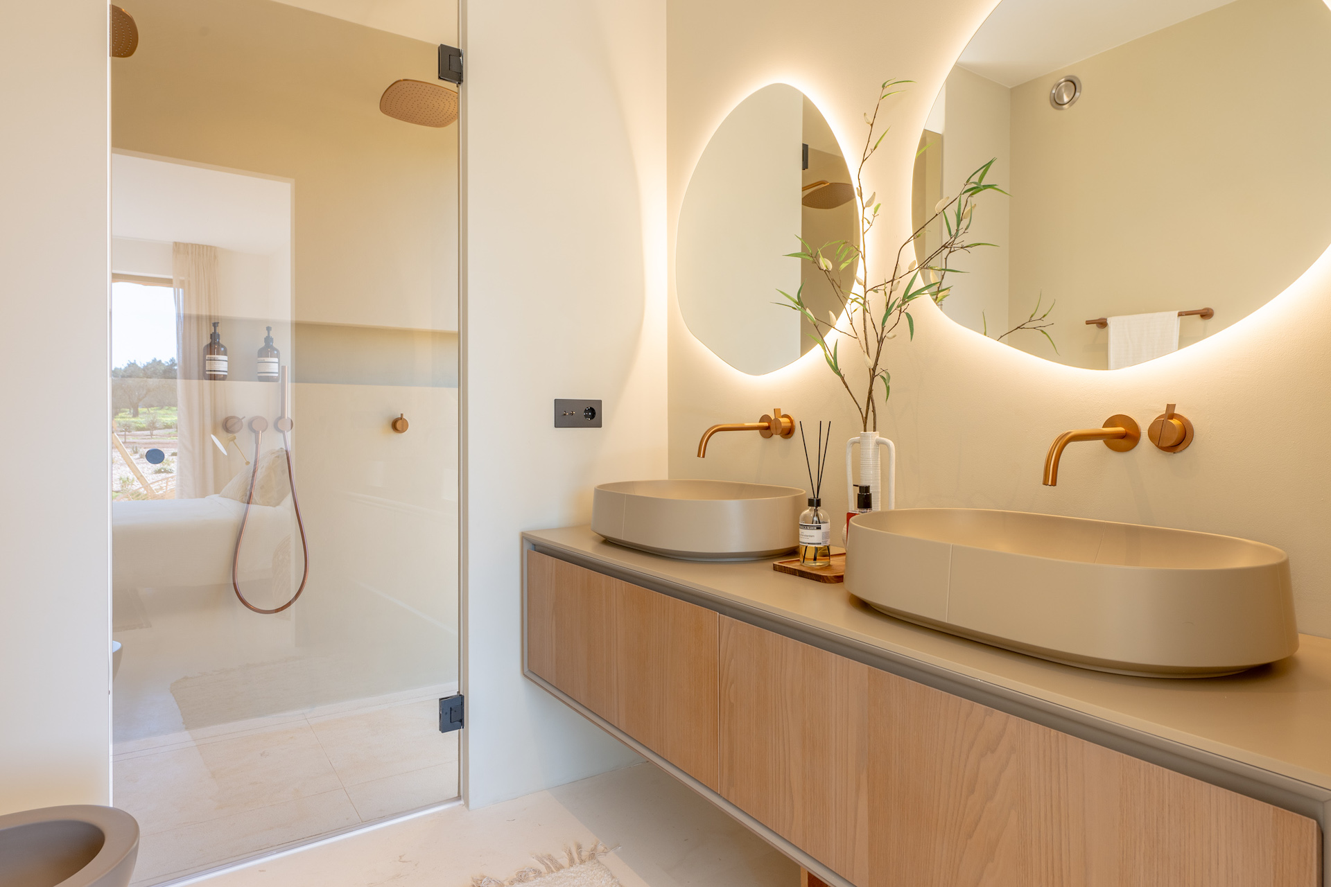 Resa Estates Ibiza te koop for sale finca modern bathrooms mirrors.jpg